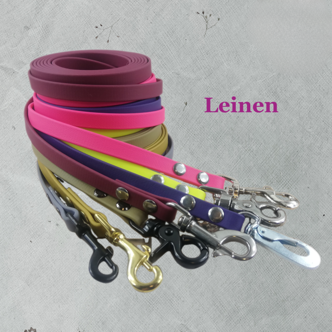 Verschiedene Hundeleinen in unterschiedliche Designs.